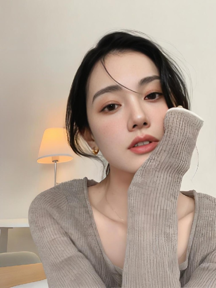 附近女艾斯哪里找？那个比较容易约会？